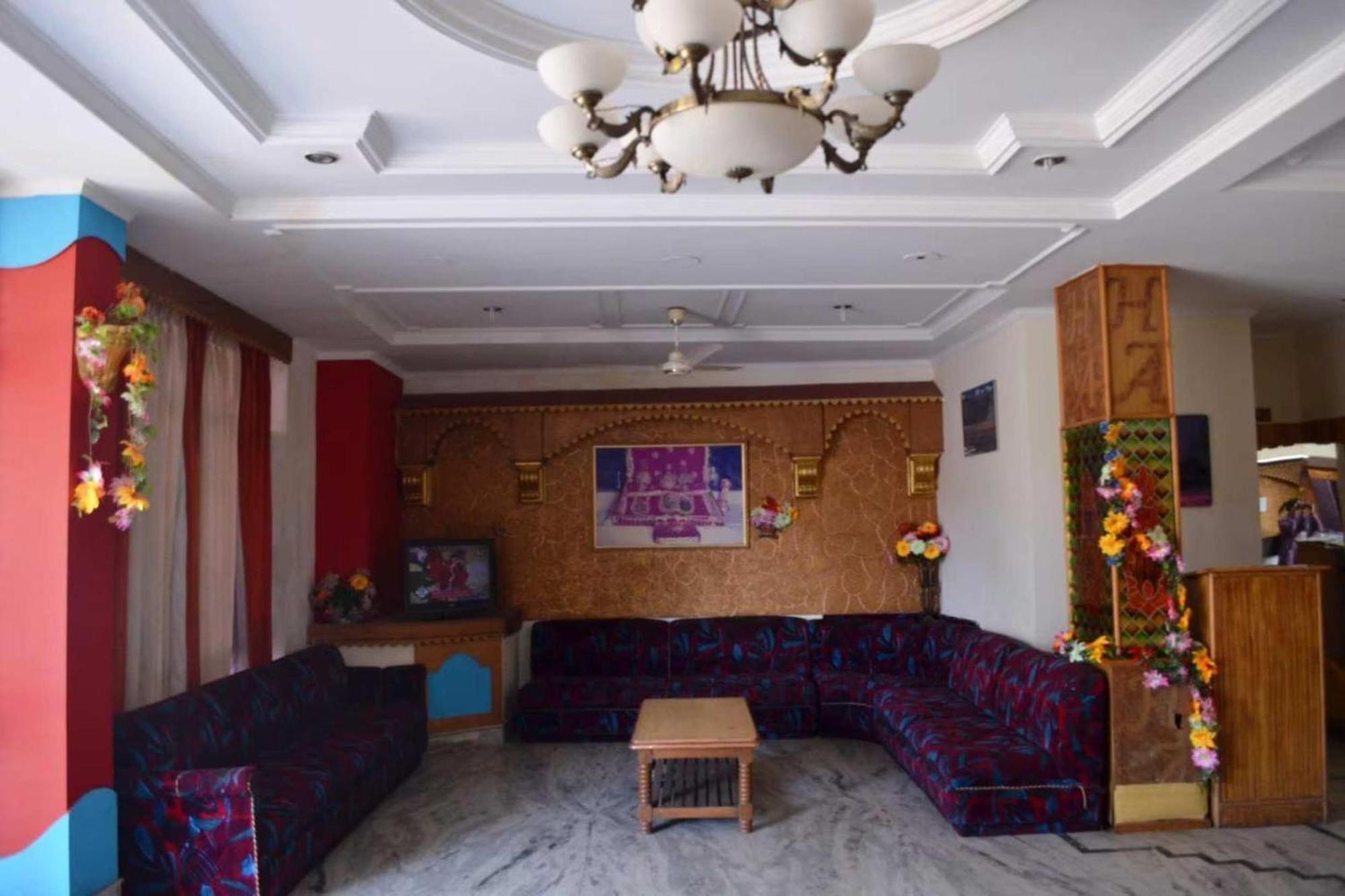 Goroomgo Hotel The Sojourn, Adharshila & Gulmohar Cottages Dharamsala Dış mekan fotoğraf